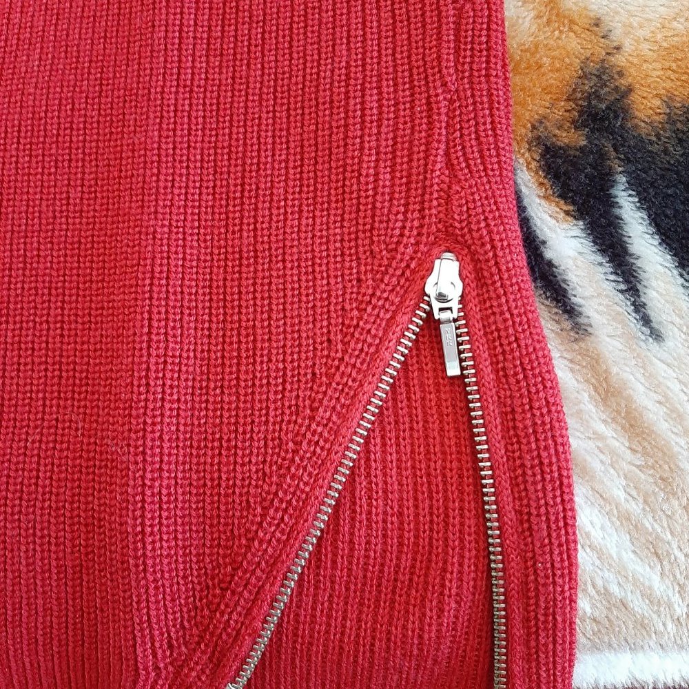 Sweater - Picture 5 of 14